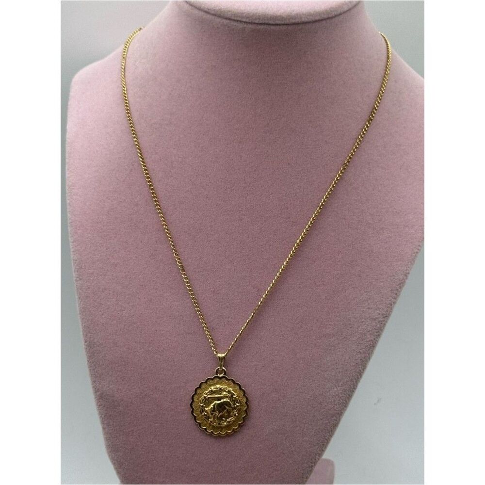 Classic Lamode  Gold tone Leo  Medallion Necklace - Women's Pendant